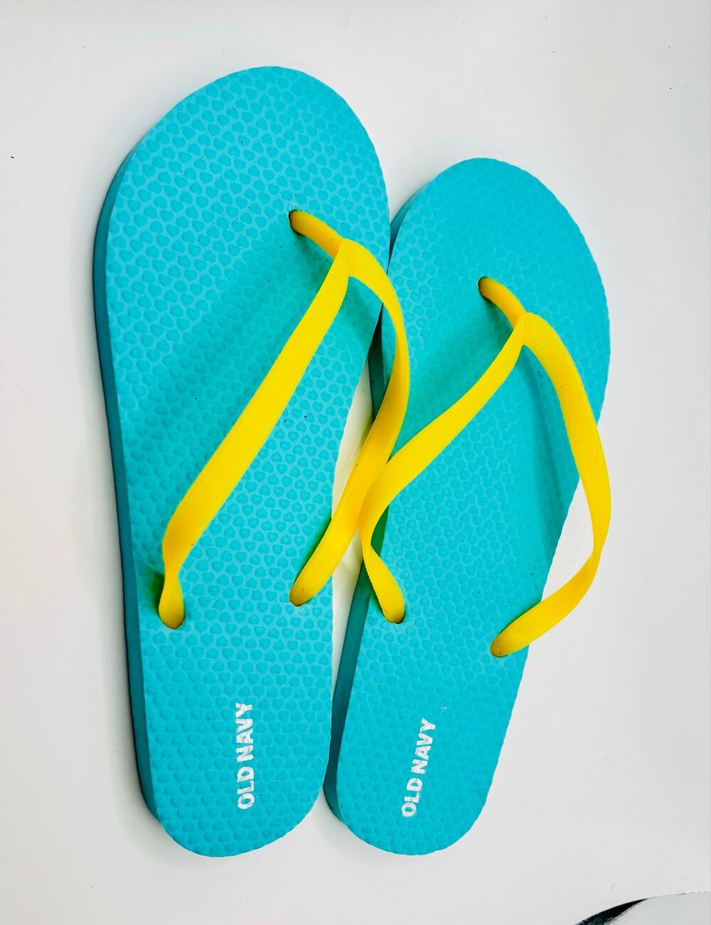 Old Navy turquoise flip flops sz 5-6 Small